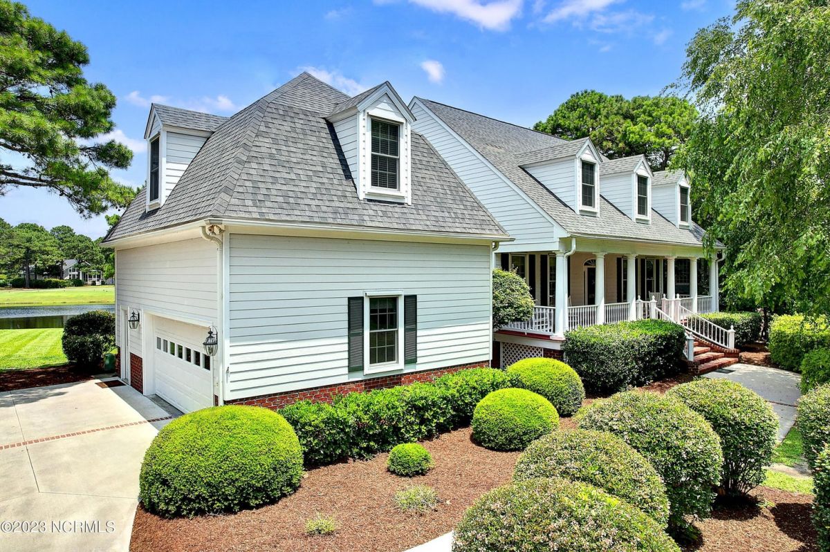 2792 Marsh Point Lane