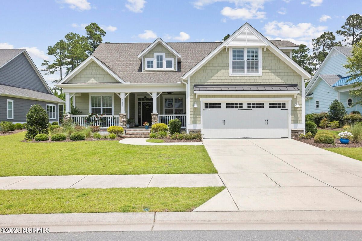 1281 Cross Water Circle