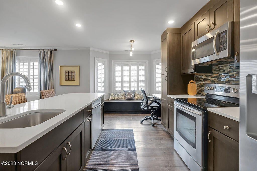 3030 Marsh Winds Circle