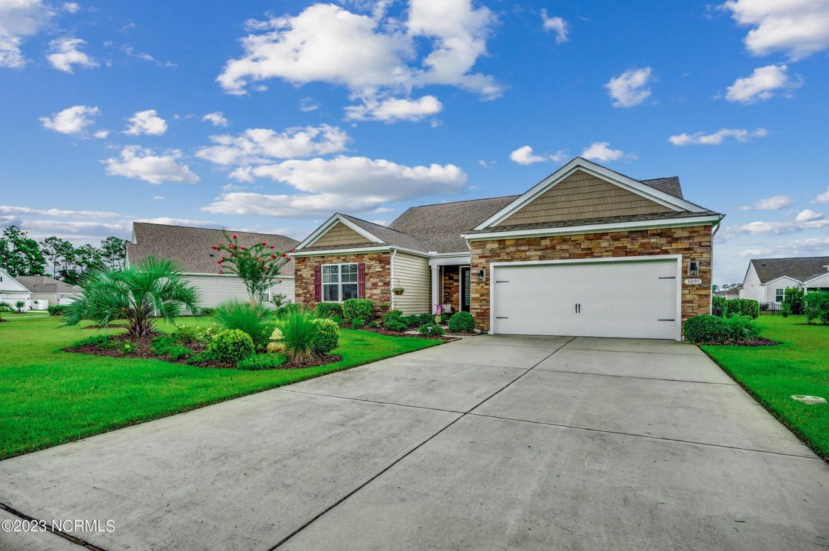 3091 Crescent Lake Drive