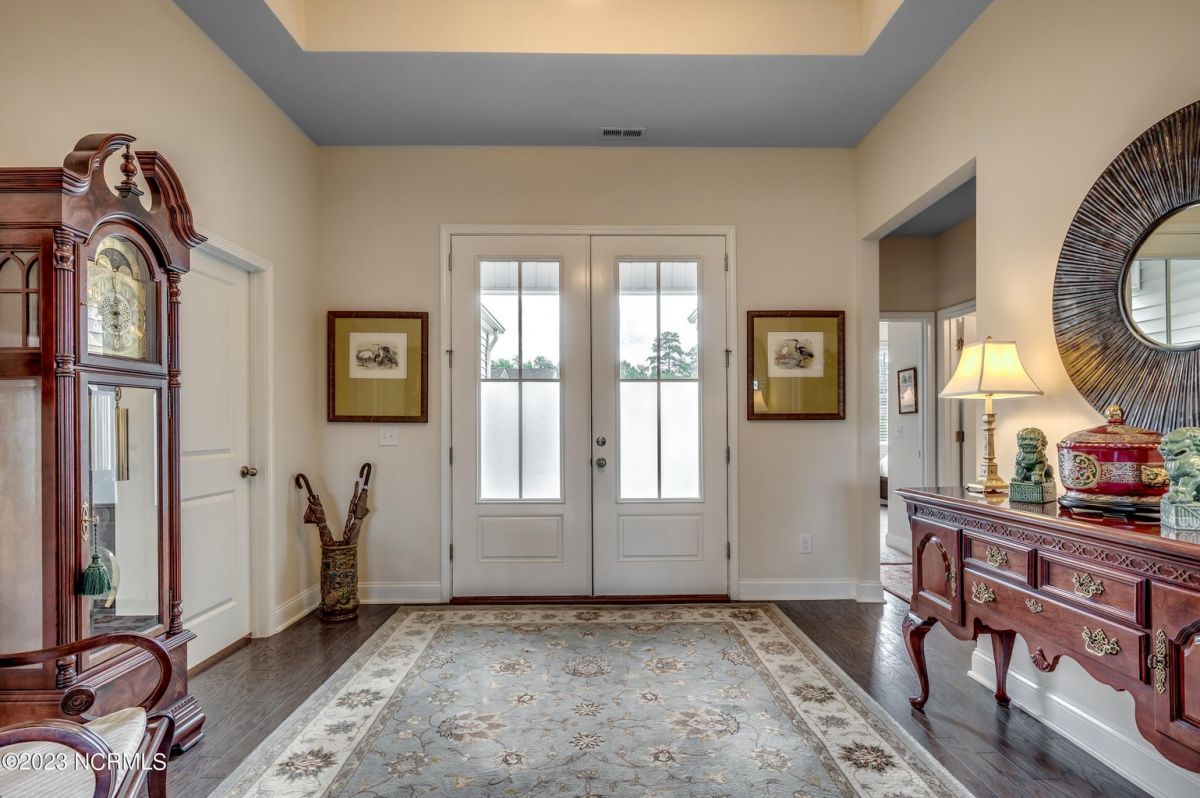 3091 Crescent Lake Drive