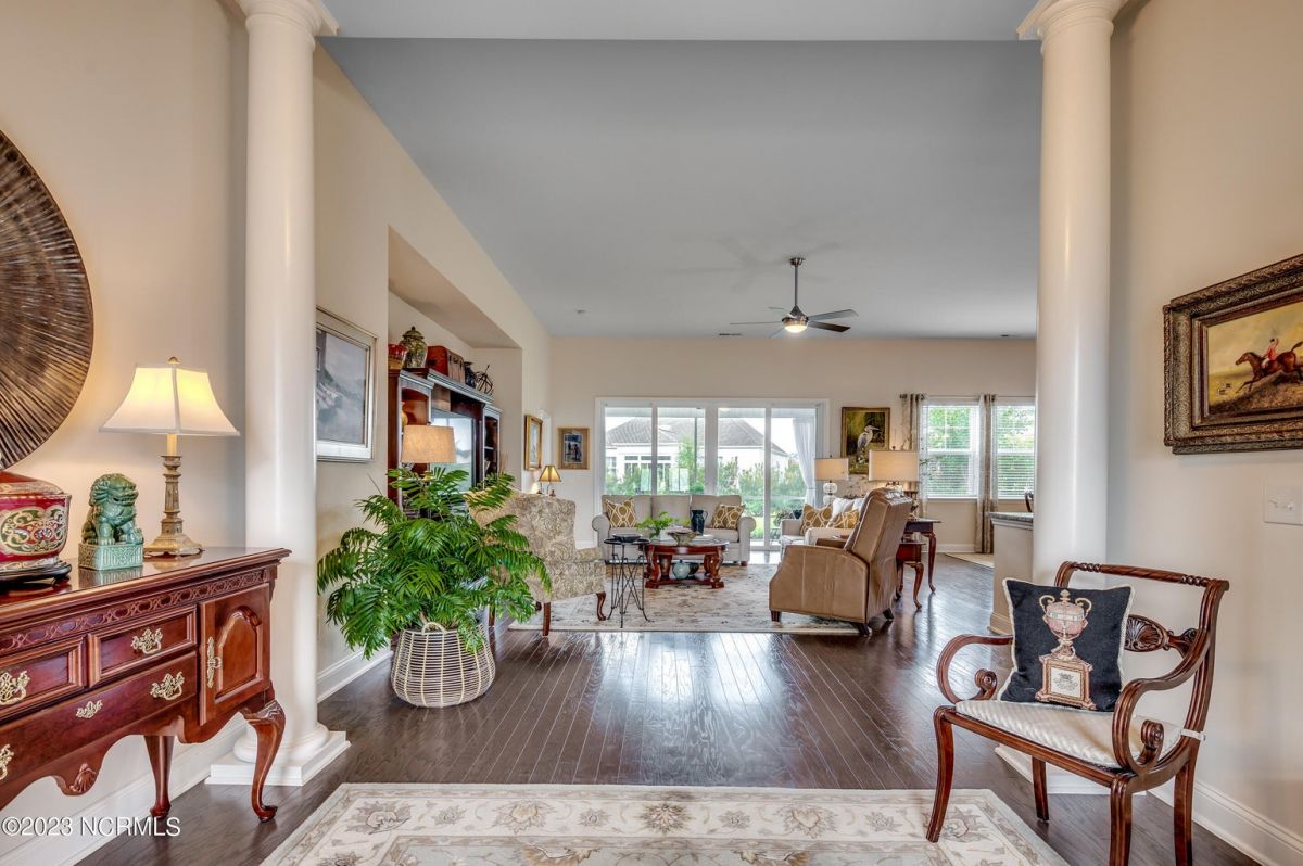 3091 Crescent Lake Drive