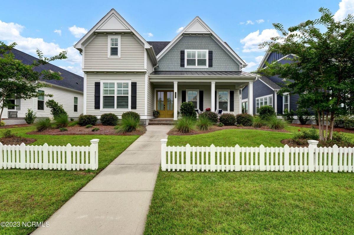 1210 Sleepy Oak Lane