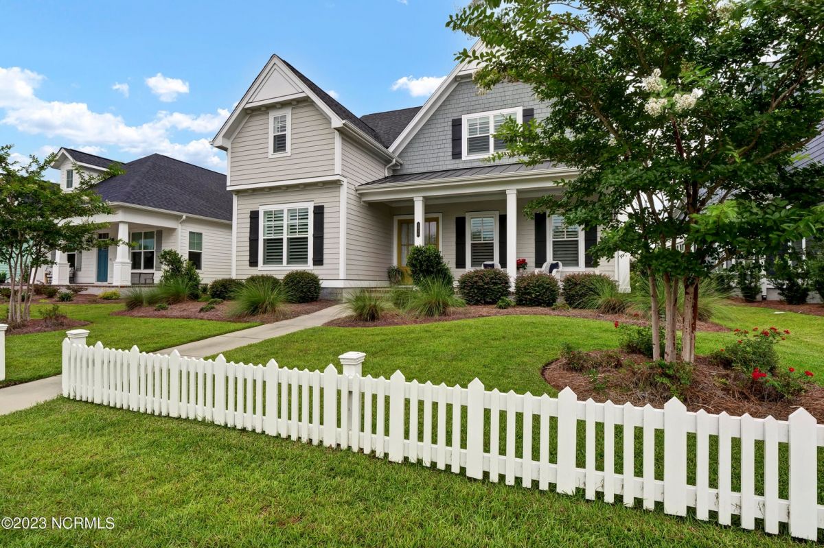 1210 Sleepy Oak Lane