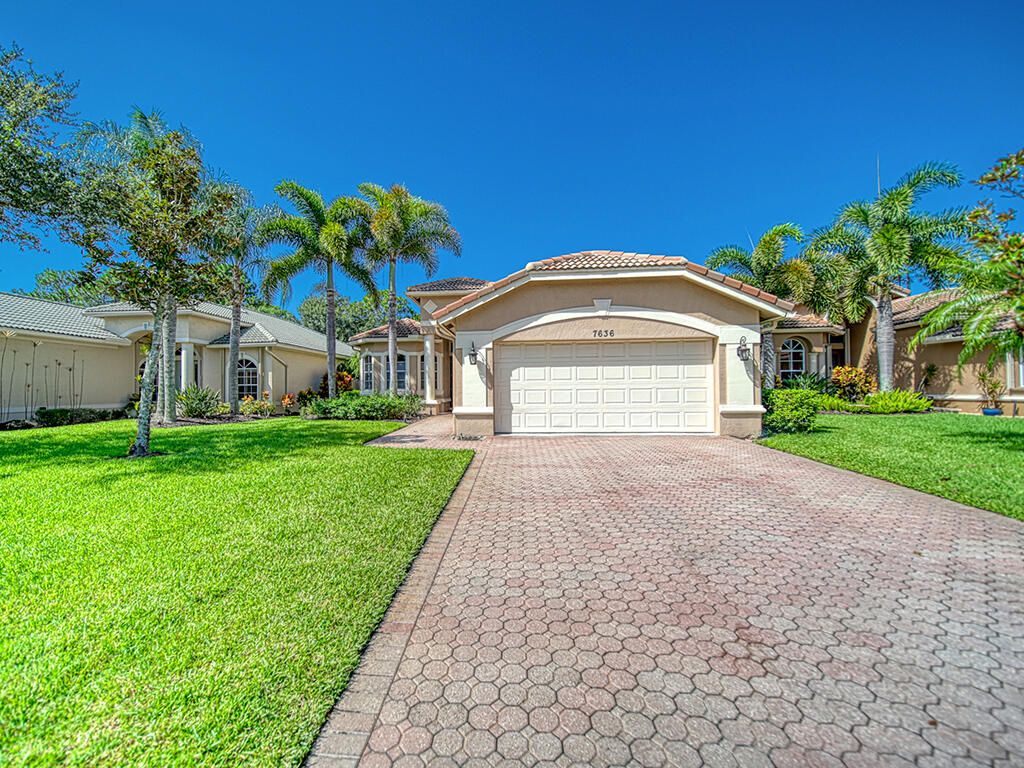 7636 Greenbrier Circle