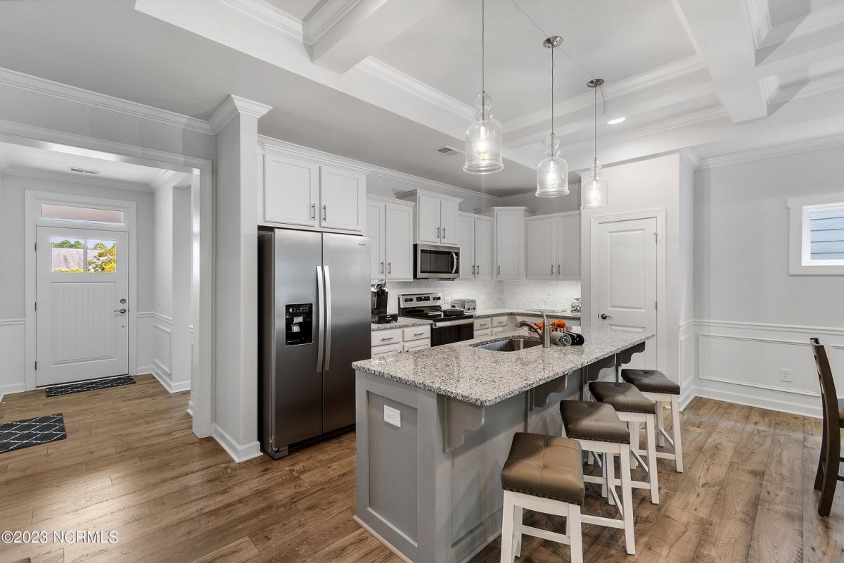 3240 Inland Cove Drive