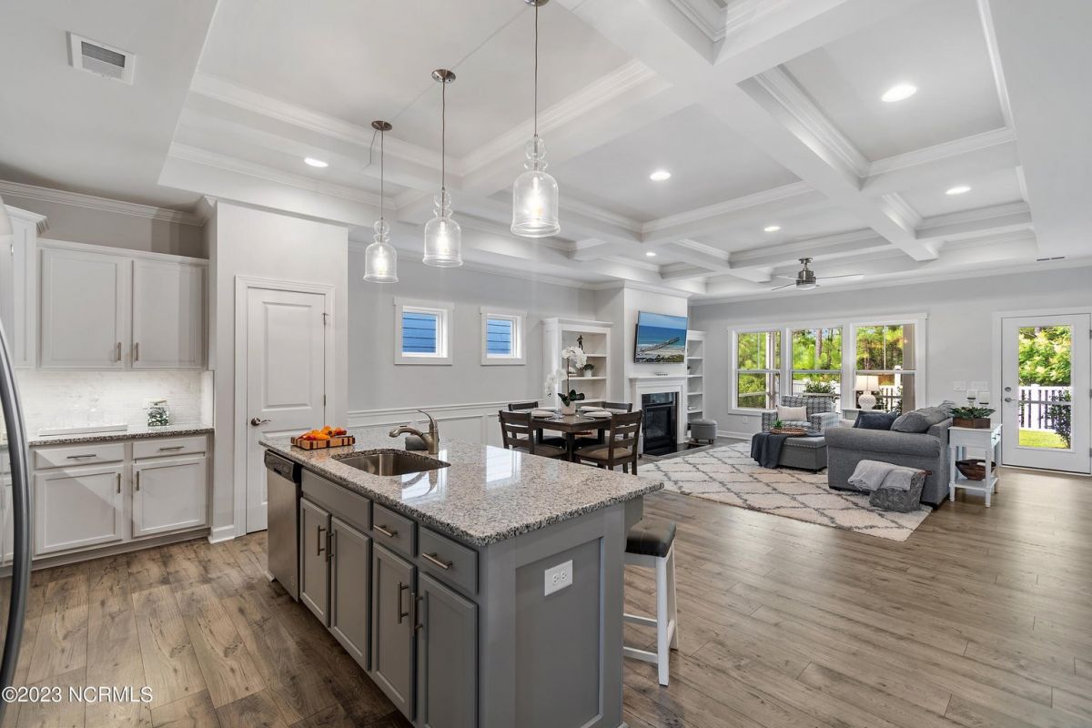 3240 Inland Cove Drive