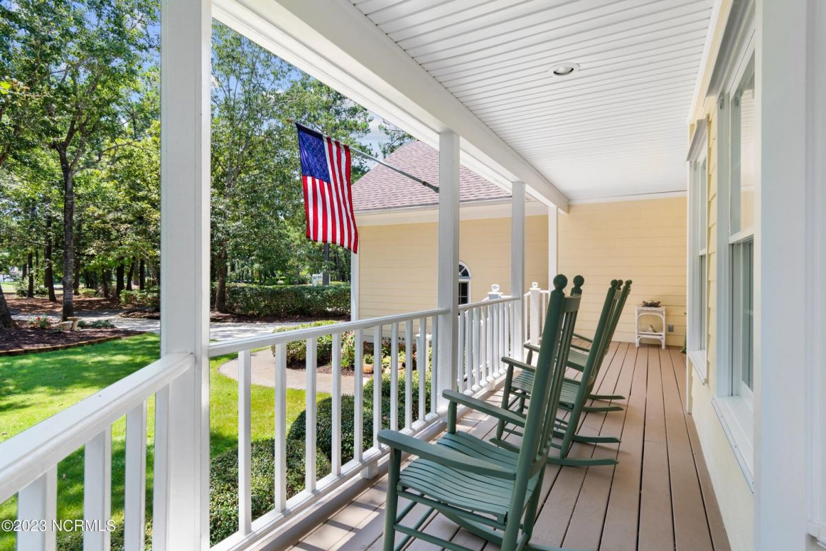 3322 Sawgrass Circle