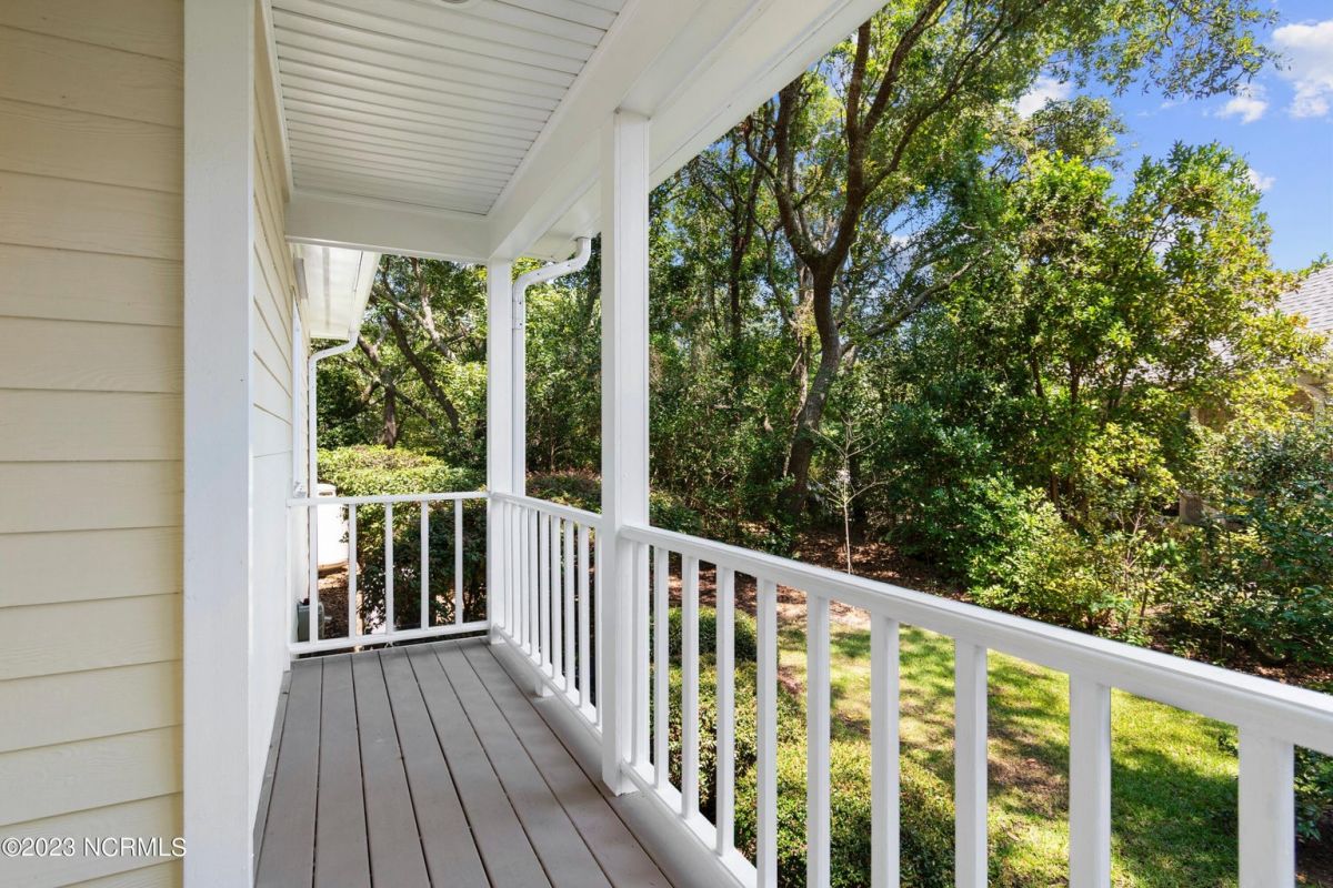 3322 Sawgrass Circle