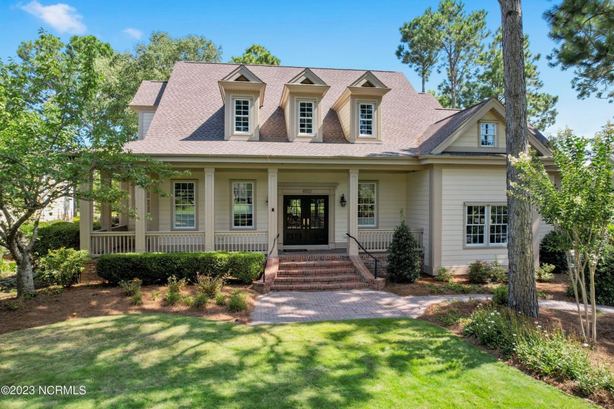 4512 Regency Crossing