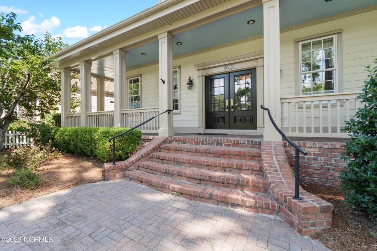 4512 Regency Crossing