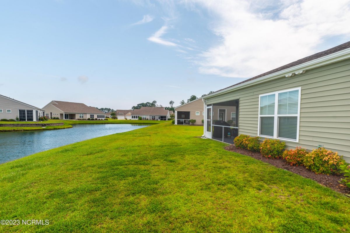 1049 Chadsey Lake Drive