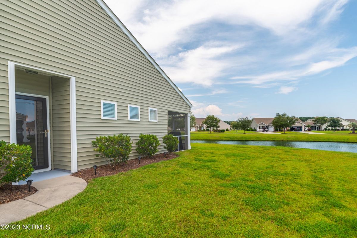 1049 Chadsey Lake Drive