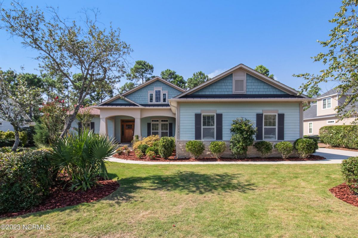 2561 Parkridge Drive