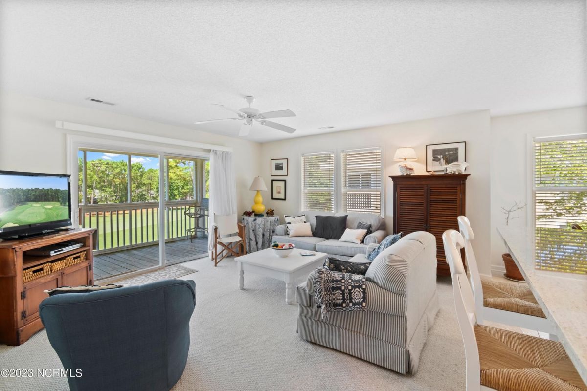 3350 Club Villas Drive