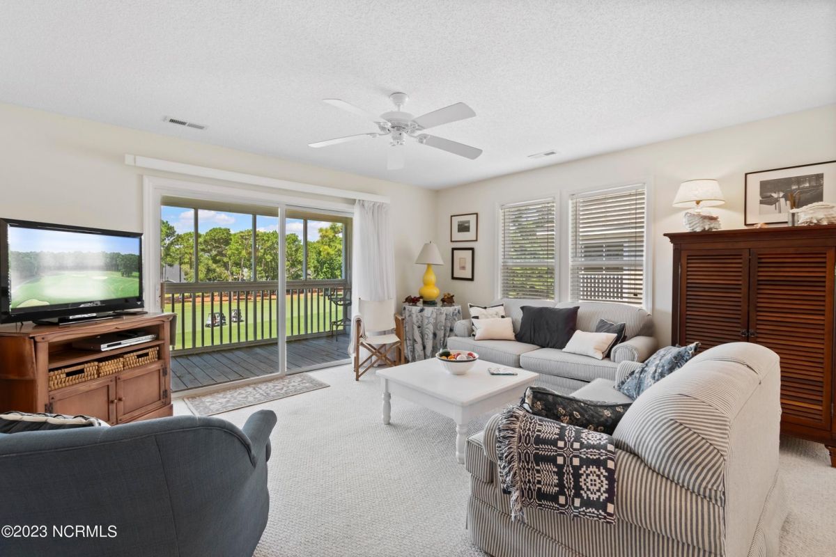 3350 Club Villas Drive