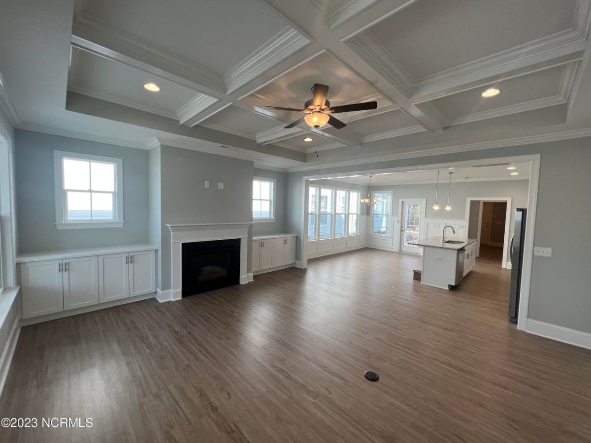 4905 Glen Garden Circle