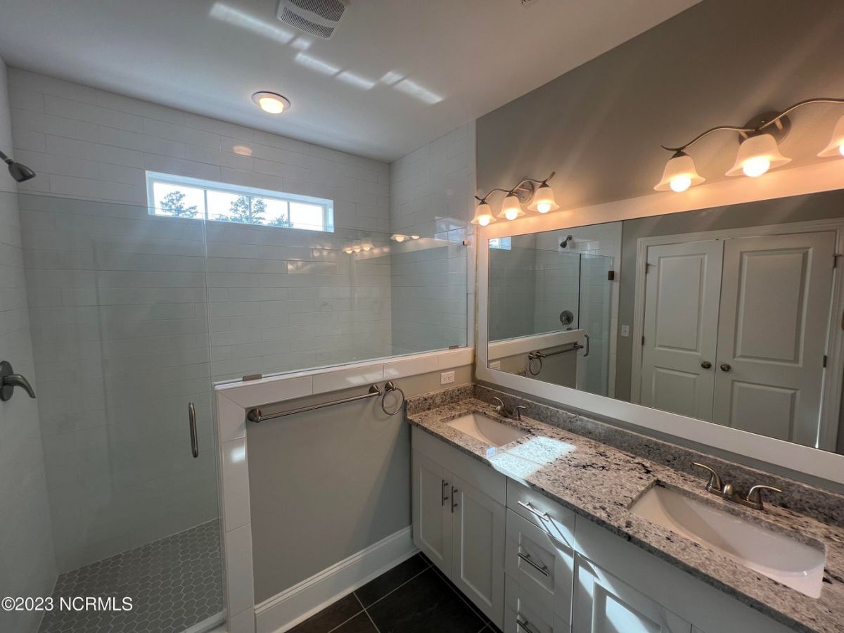 4905 Glen Garden Circle