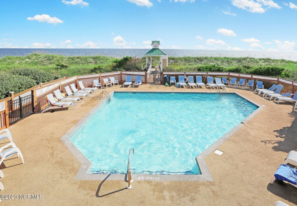 3792 Club Cottage Drive