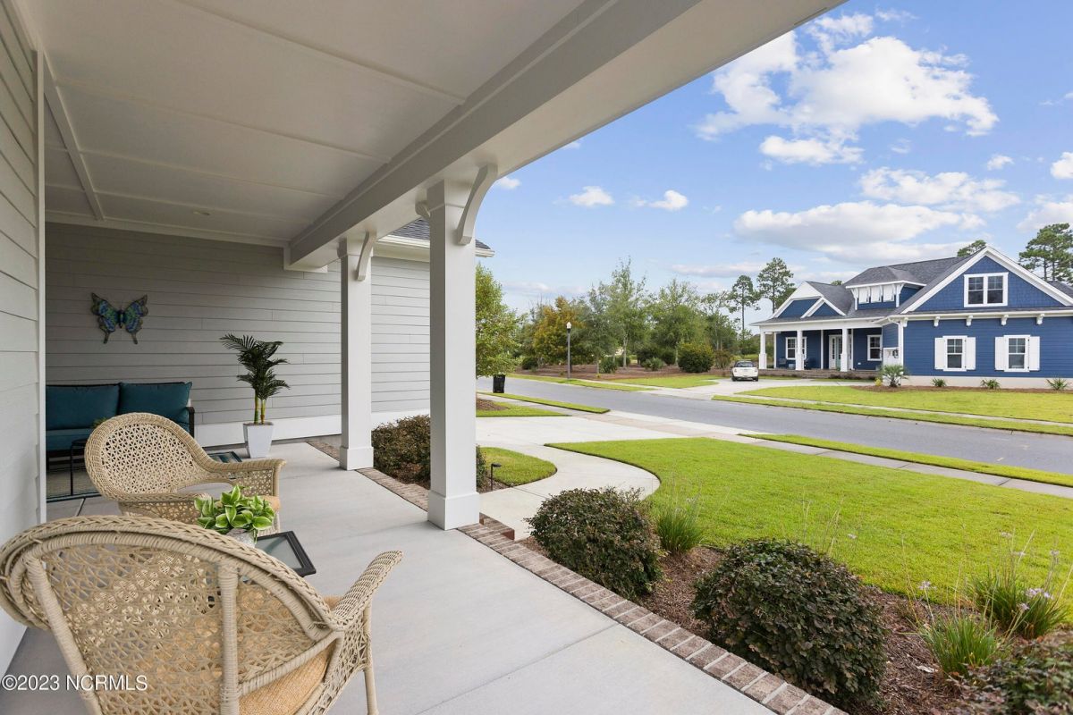 1214 Cross Water Circle