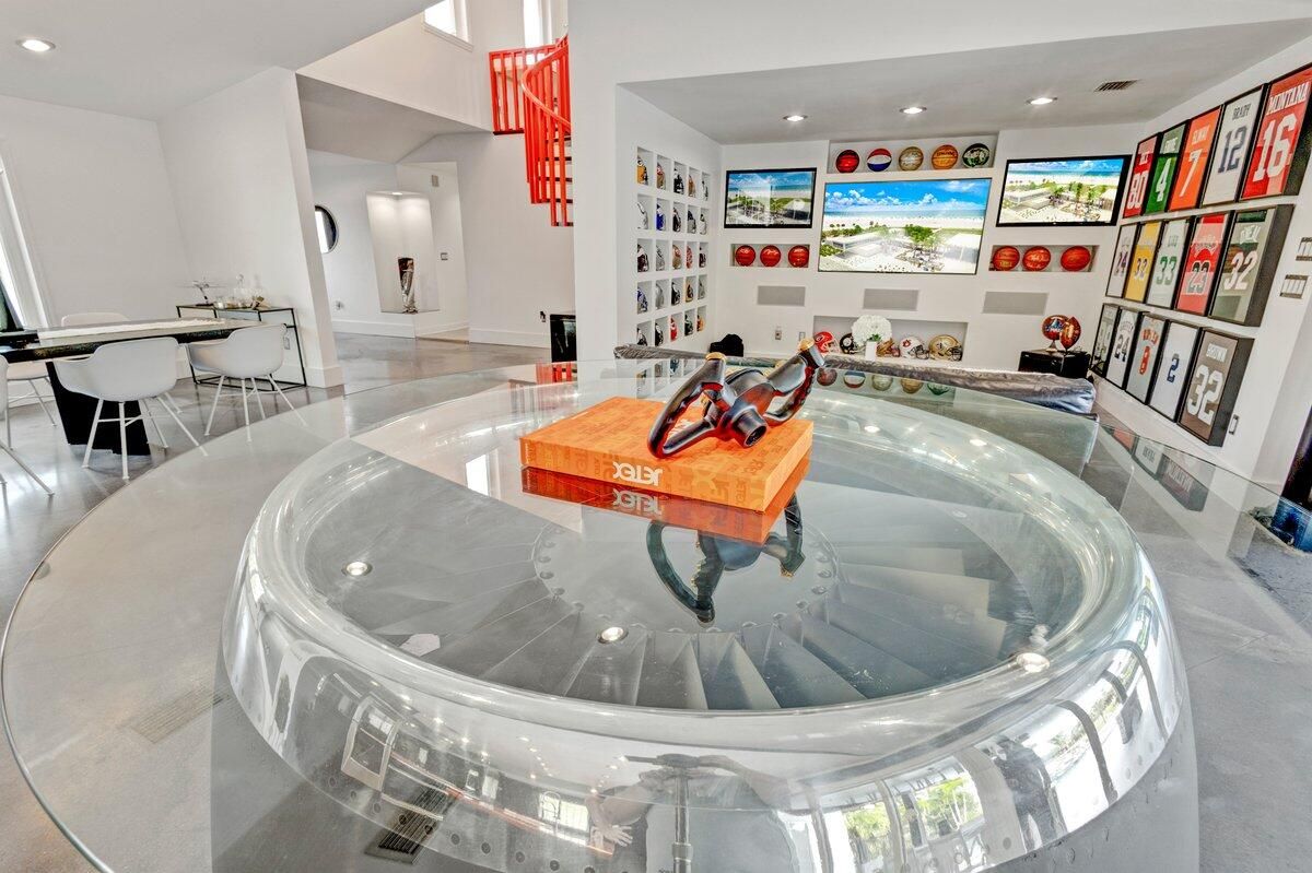 1324 Cottonwood Cove