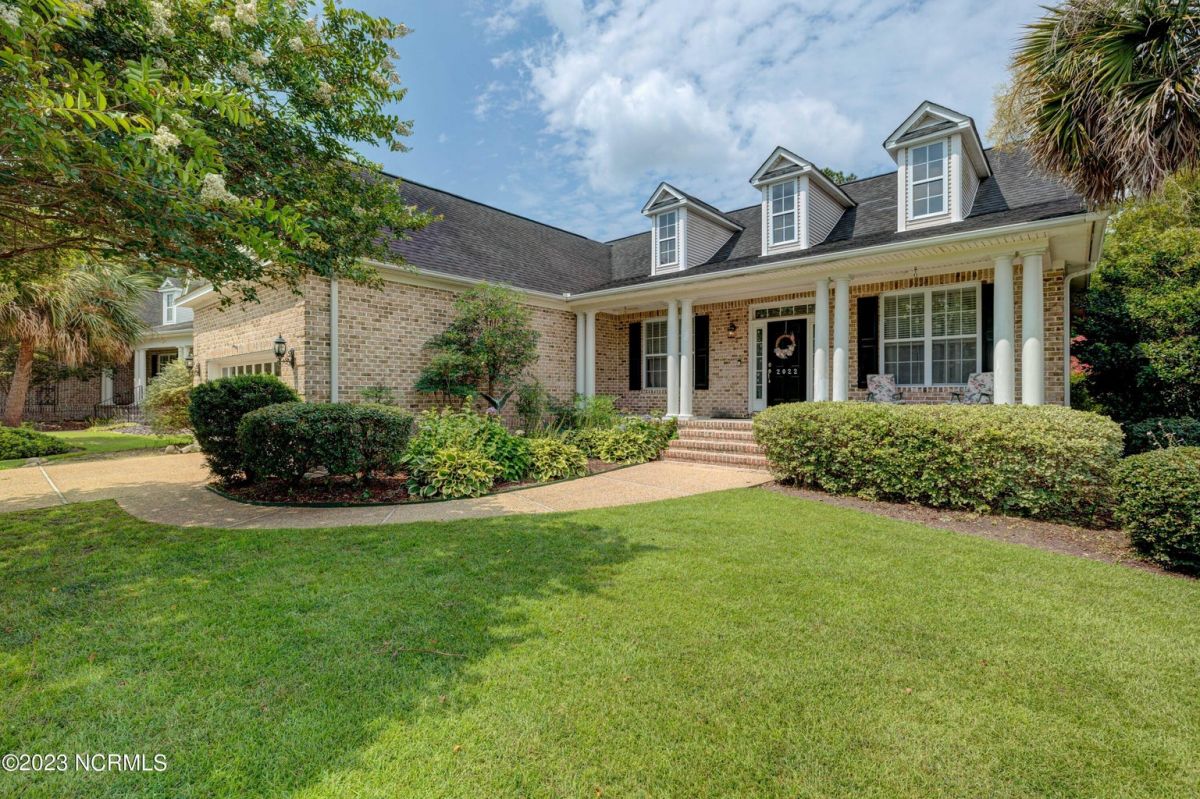 2022 Ashbrook Court