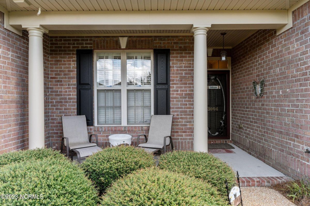 3004 Braewood Court