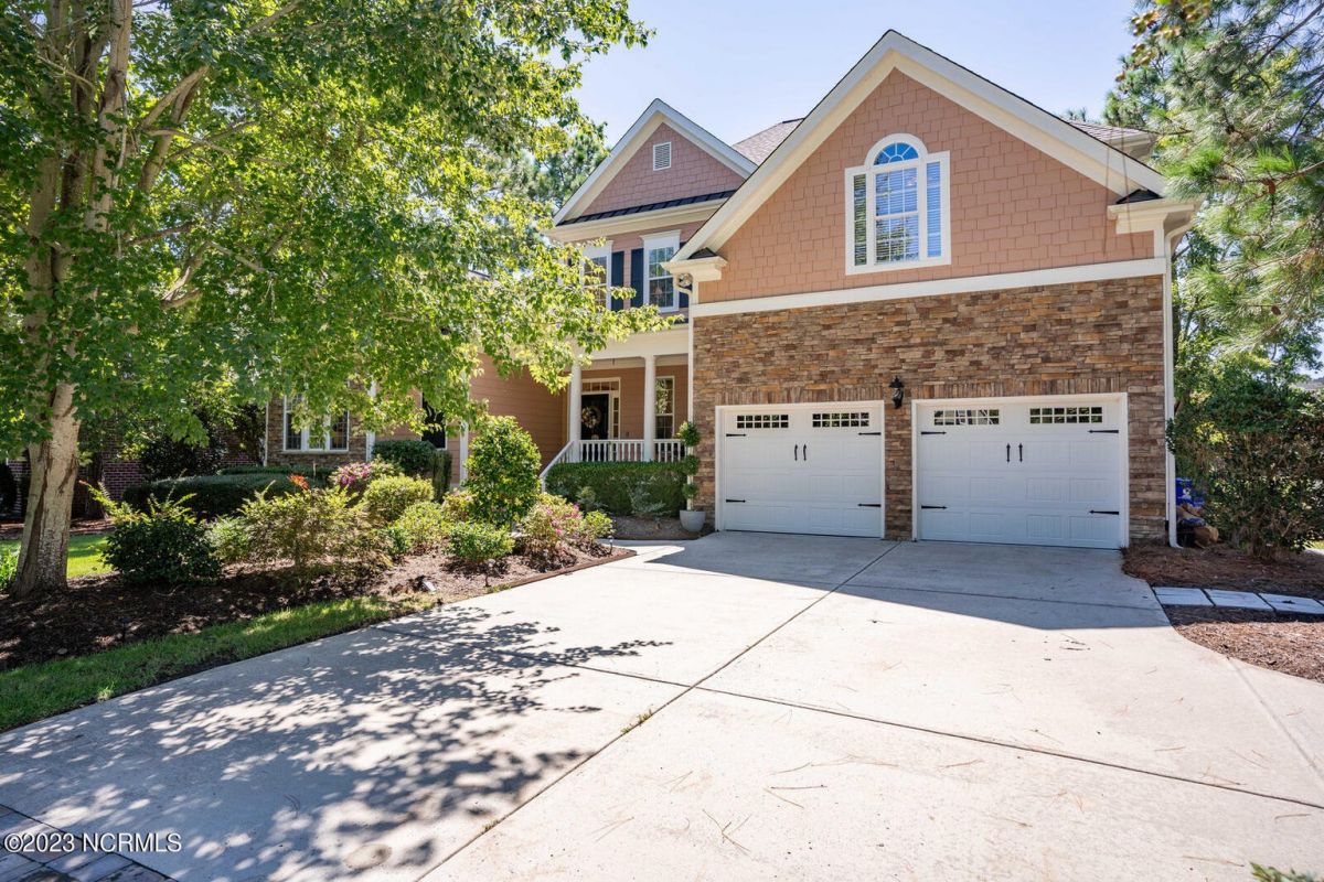 3615 Gleneagle Drive