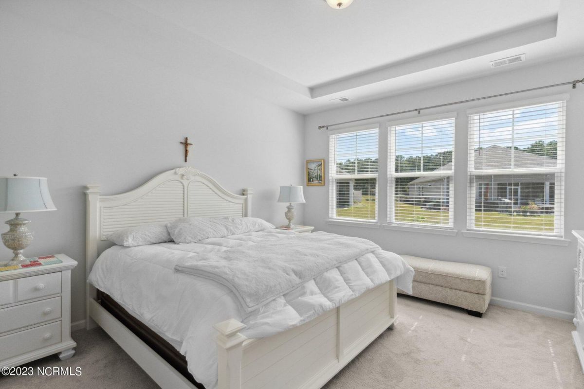 521 Harbor Creek Way