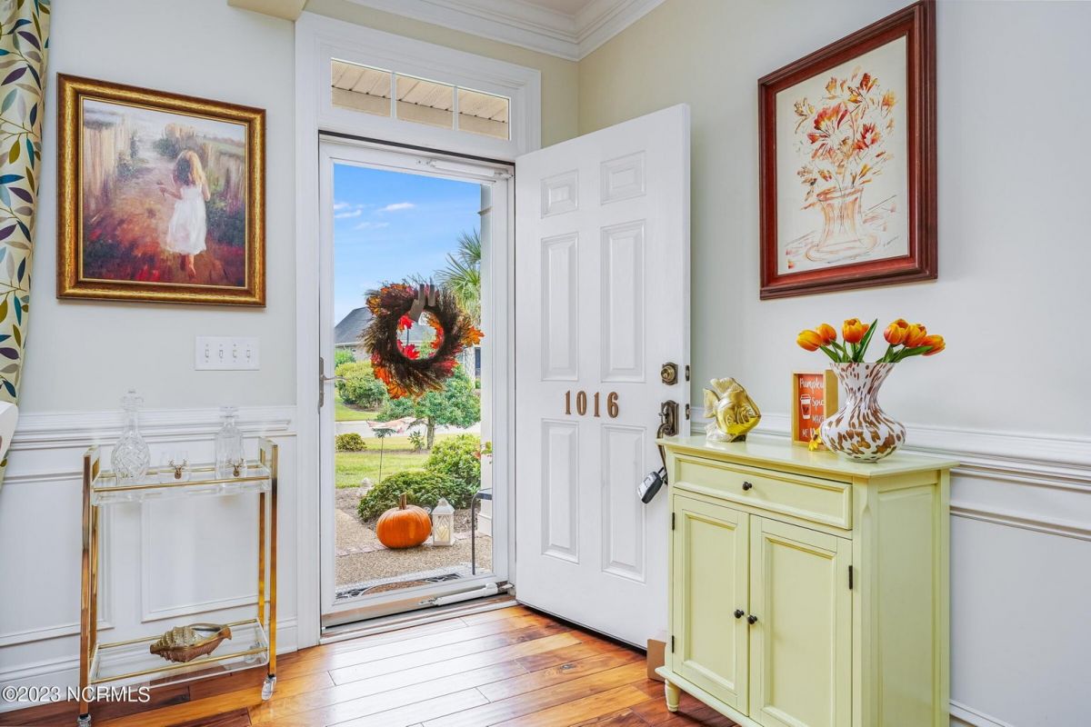 1016 Ginger Lily Way