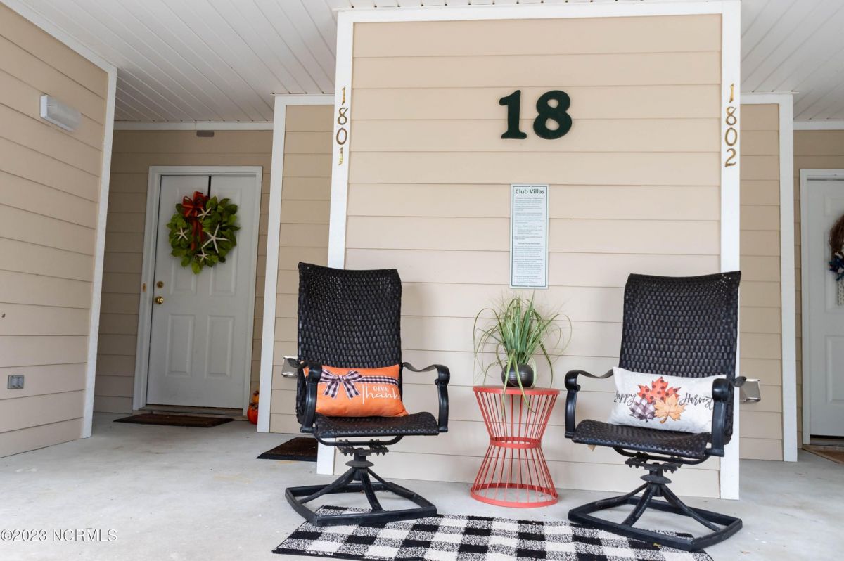 3350 Club Villas Drive