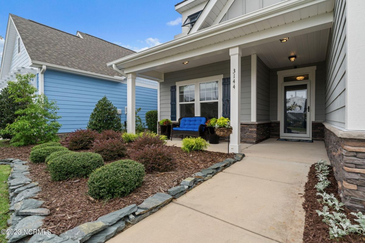 3144 Inland Cove Drive