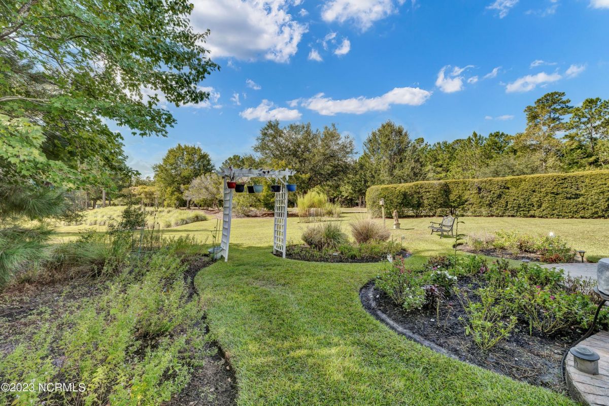 1102 Springfield Drive