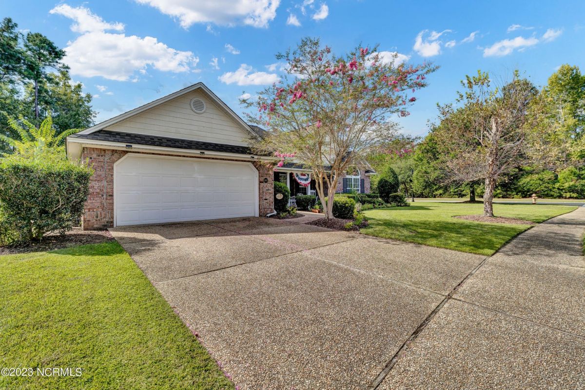 1102 Springfield Drive