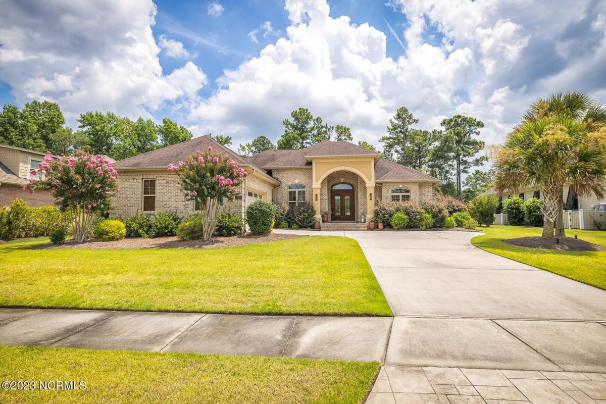 2040 Chartwell Court