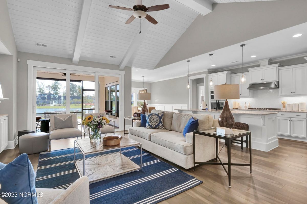 5301 Barcroft Lake Drive