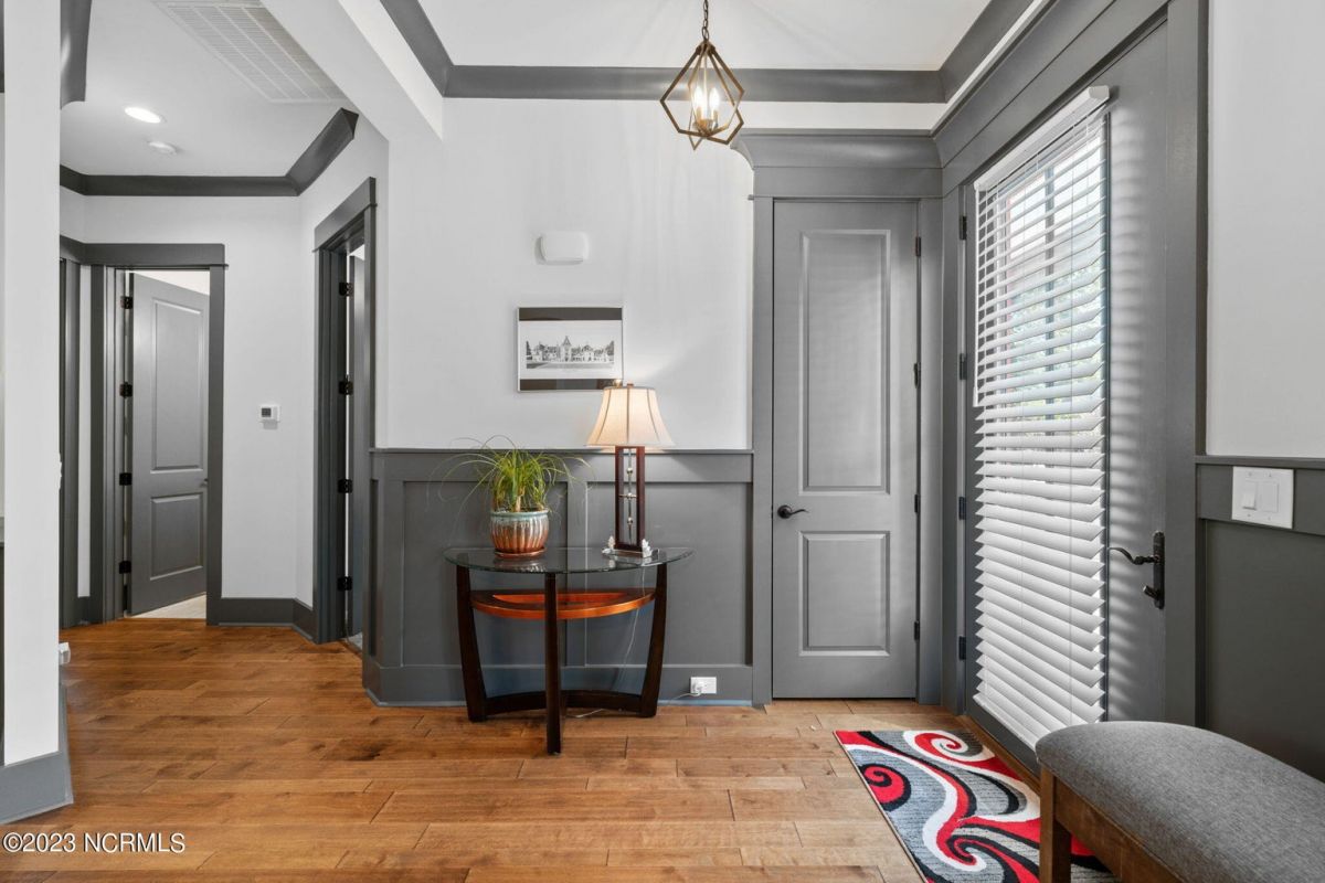 2788 Oakbluff Circle