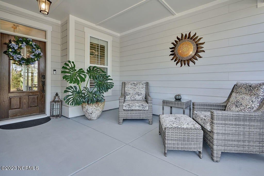 6717 Chessington Lane