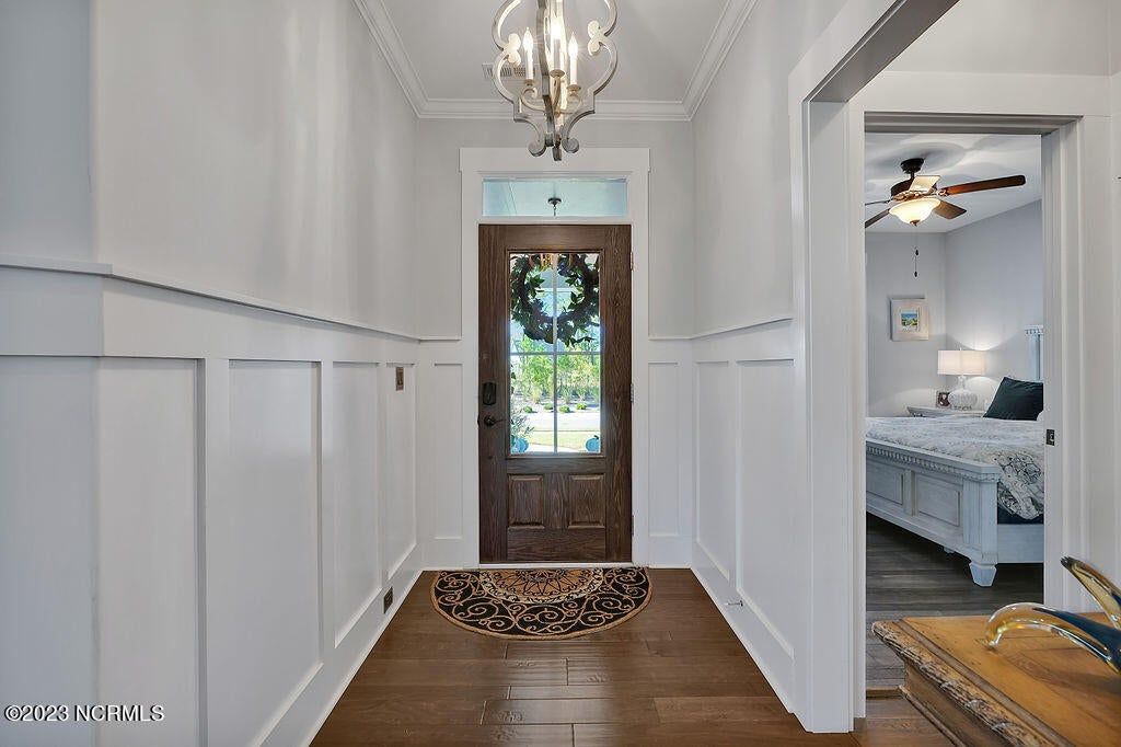 6717 Chessington Lane