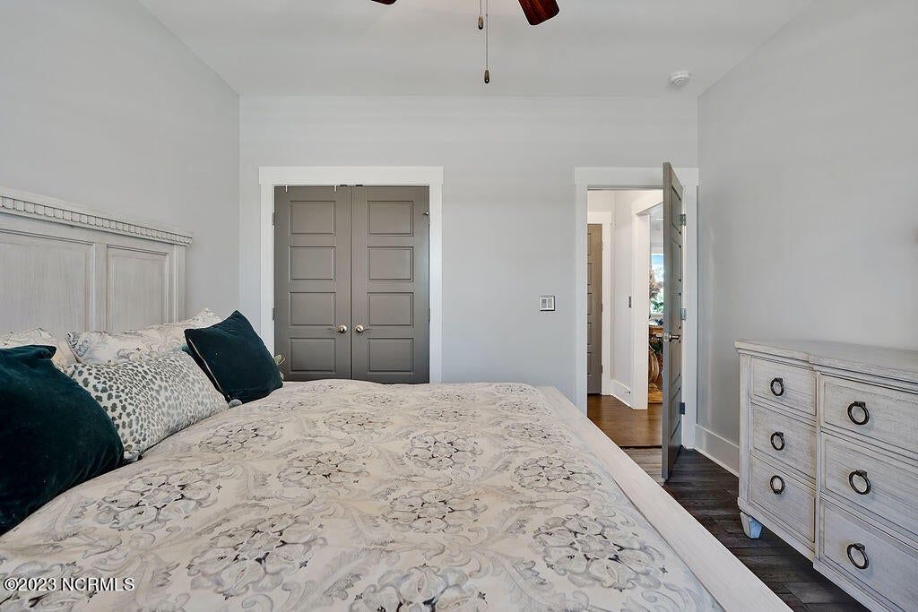 6717 Chessington Lane