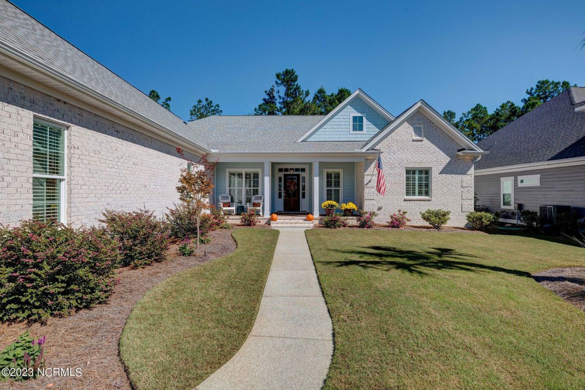 2692 Timber Crest Drive