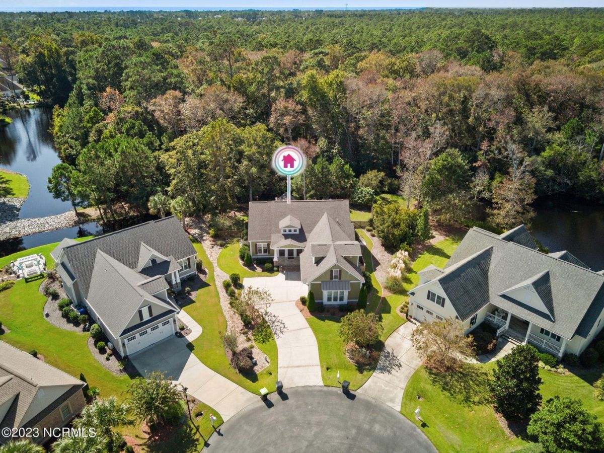 2701 Chadsworth Lane