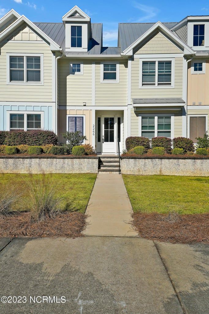 2266 Low Country Boulevard