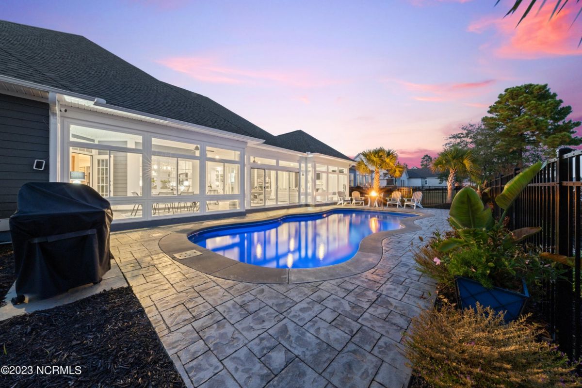 8678 Horse Nettle Drive