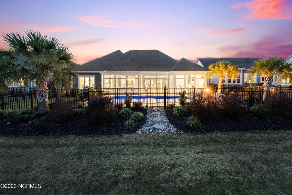 8678 Horse Nettle Drive