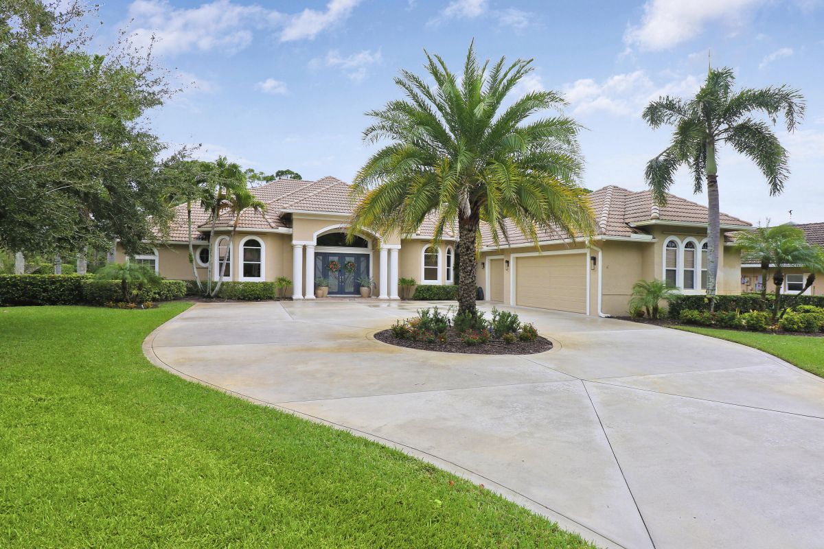 7290 Reserve Creek Drive