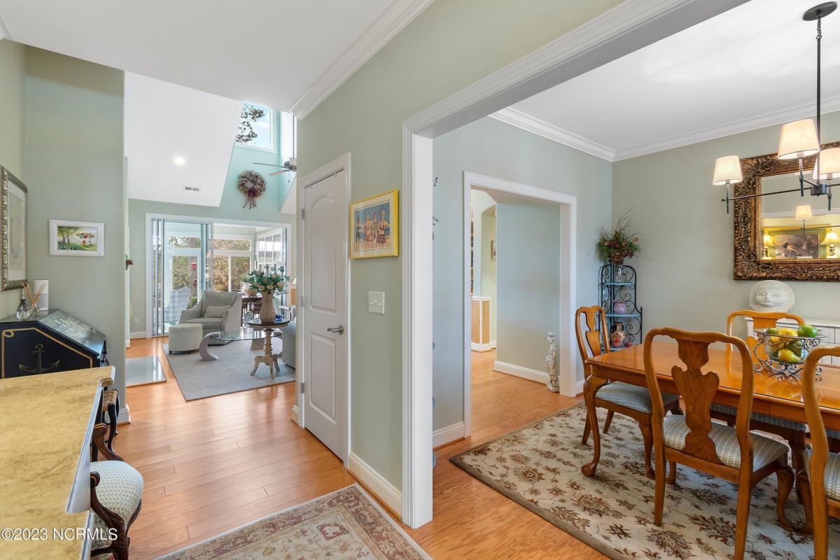 3294 Moss Hammock Wynd