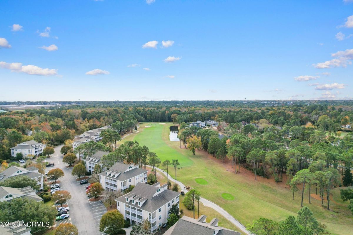 3350 Club Villas Drive