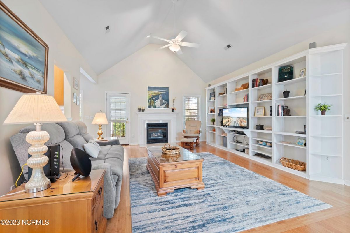 4139 Churchill Circle