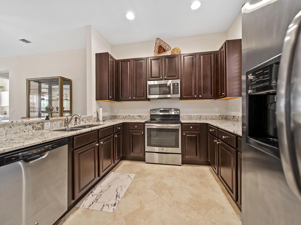 10211 Amerigo Lane